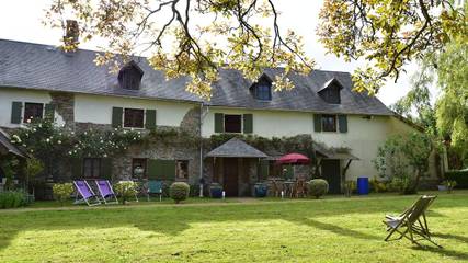 Location de vacances pour 4 personnes, avec jardin à Saint-Sauveur-Lendelin