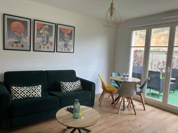 Gîte pour 4 personnes, avec terrasse à Melun