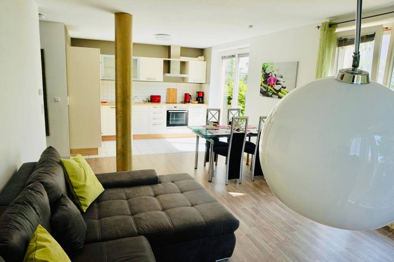 Ganze Wohnung, Ferienwohnung 'H N H' mit Terrasse in Lindau, Bayerisch Schwaben