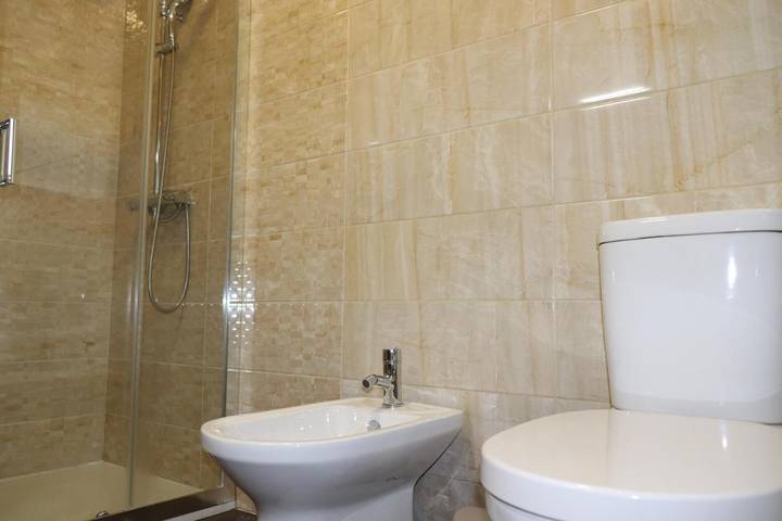 Location de vacances pour 2 personnes, avec jardin ainsi que piscine et vue dans Campo Do Gerez - 4
