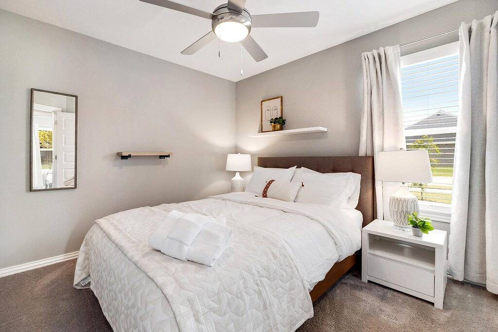 The Marigold - Modern - 5 mi to Downtown in Bentonville, Ozark Mountains