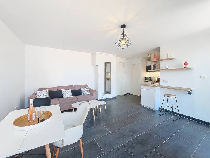 Gîte pour 2 personnes, avec balcon dans Place Massena - 2