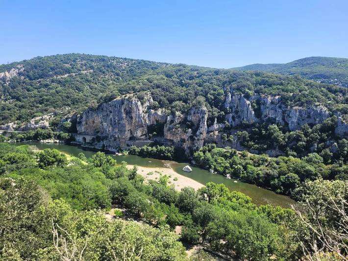 Camping pour 4 personnes, avec vue et piscine dans Gorges de l’Ardèche - 2