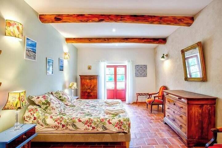 Gîte pour 8 personnes, avec piscine et jardin, animaux acceptés à Lagamas - 2
