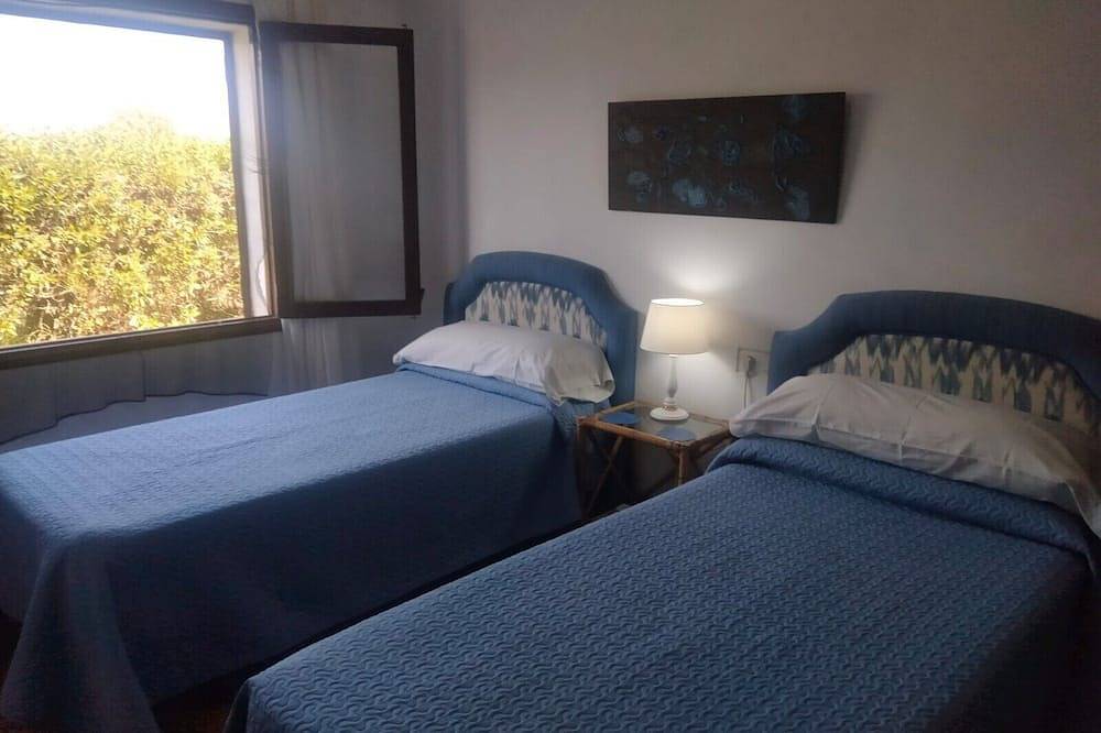 Blanco lavado villa con piscina nr la playa de Pto Pollença in Puerto de Pollensa, Pollença