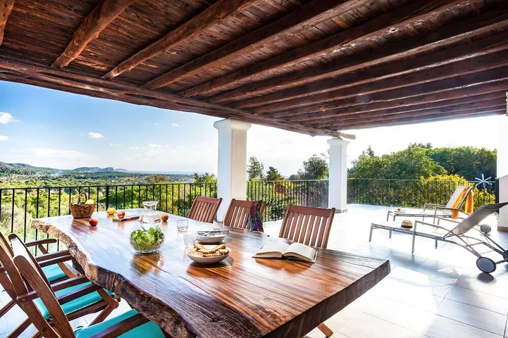 Can Macia, Villa in Santa Eulalia mit atemberaubendem Meerblick und Sonnenaufgängen in Santa Eulària des Riu, Ibiza Osten