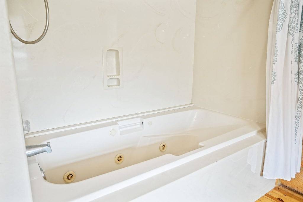 Wildflower Retreat in Greer, Apache County