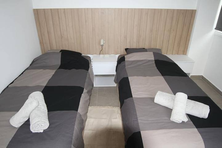 Ferienwohnung für 5 Personen, mit Balkon in Larnaka - 4