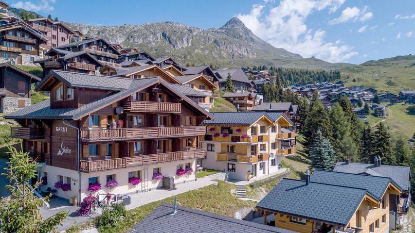 Hotel für 2 Personen, mit Balkon und Terrasse sowie Ausblick in Bettmeralp
