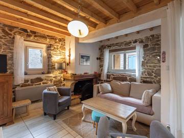 Vacation House for 8 Guests in Sazos, South-west France, Picture 1