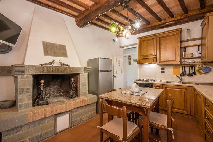 Appartamento intero, Appartamento Casale Rosennano - Scuderie con giardino condiviso e Wi-Fi in Castelnuovo Berardenga (Comune), Chianti