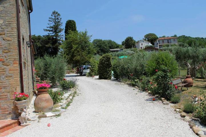 Chambre d’hôte pour 2 personnes, avec vue et jardin, animaux acceptés à Pérouse - 3