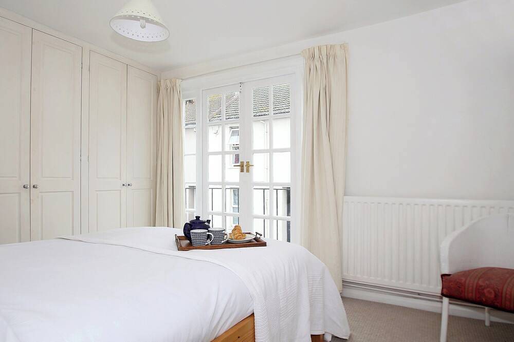 2 bedroom accommodation in Brighton in Brighton, Sussex