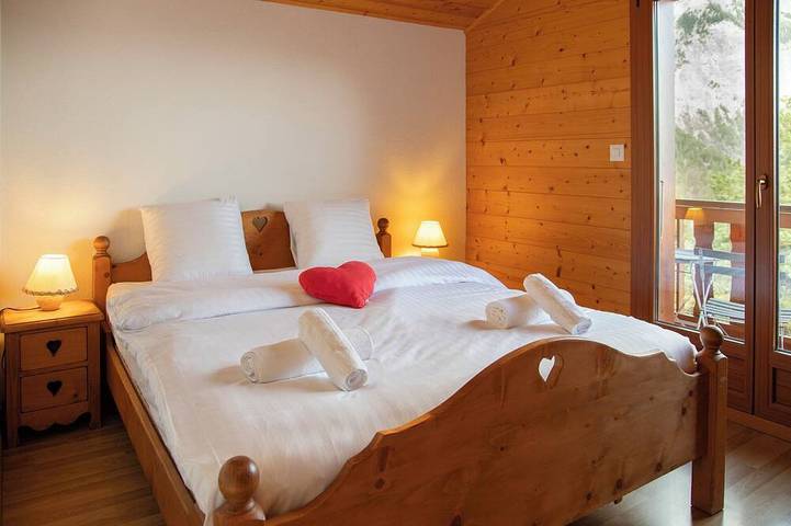 Location de vacances pour 6 personnes, avec terrasse et balcon/terrasse à Chamoson - 2