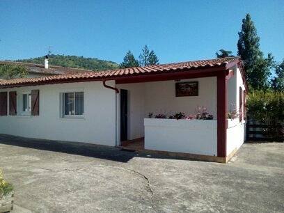 Gîte pour 5 personnes, avec jardin et terrasse à Larceveau-Arros-Cibits