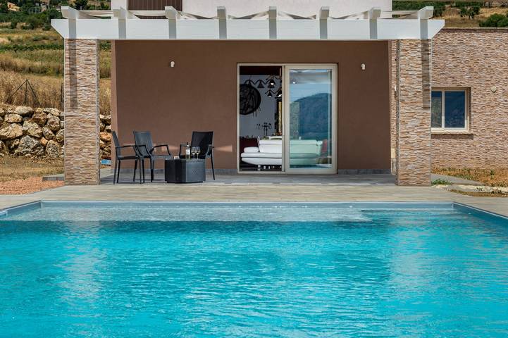 Ferienhaus für 8 Personen, mit Whirlpool und Terrasse sowie Garten in Castellammare del Golfo - 2