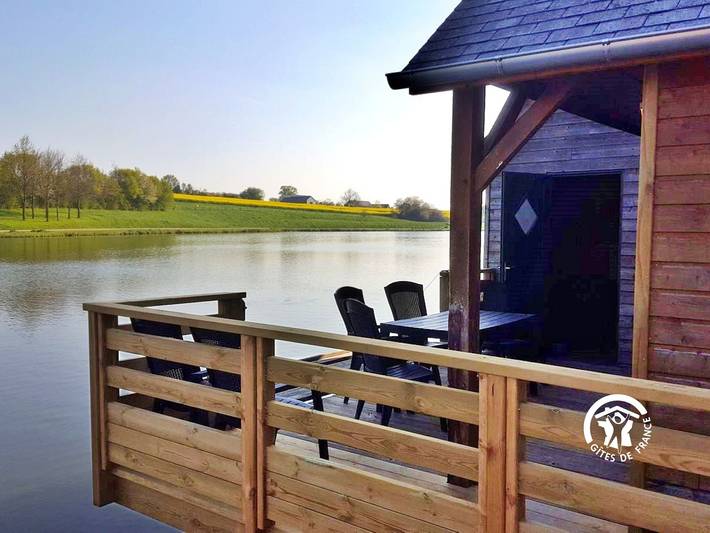 Gîte pour 7 personnes, avec terrasse, animaux acceptés