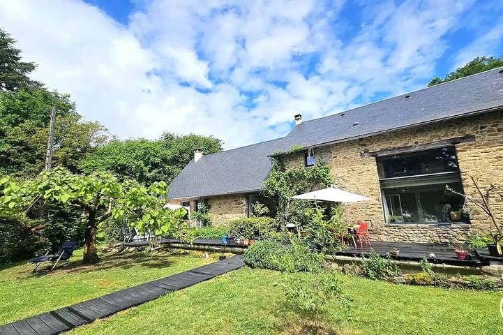 Location de vacances pour 15 personnes à Meilhards