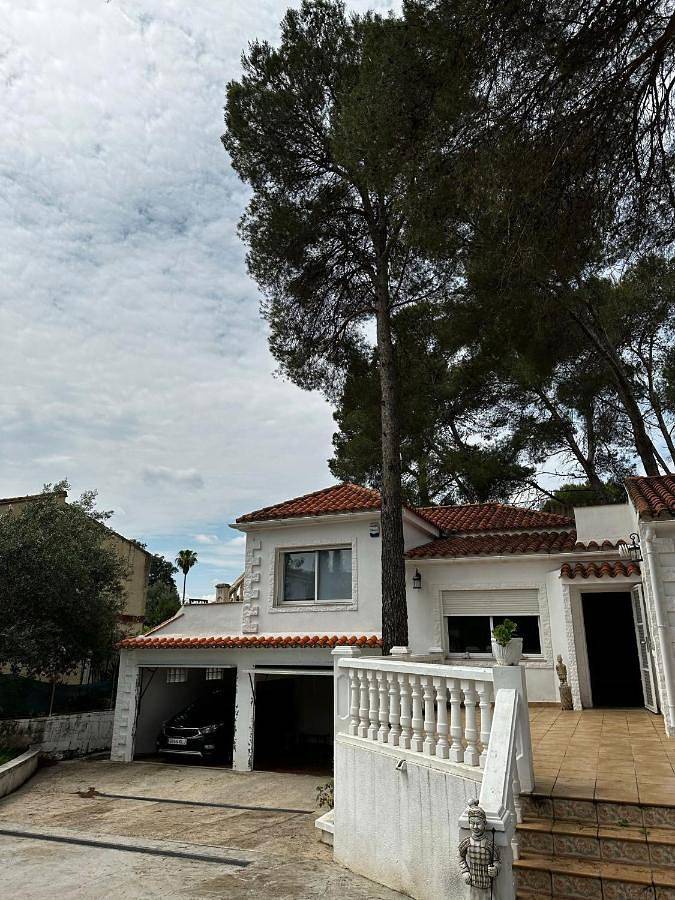 Chalet para 8 personas, con piscina y jardín en Provincia de Valencia
