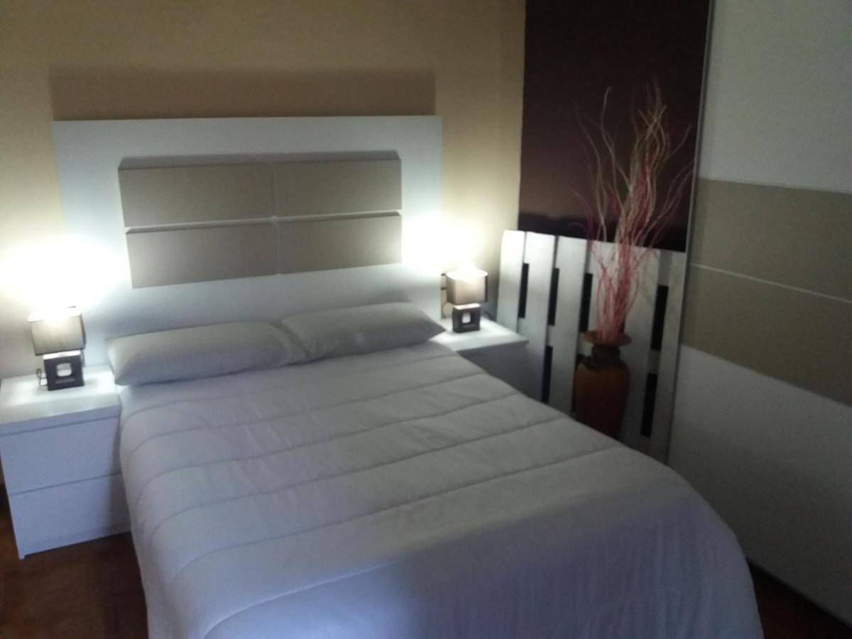 Apartamento entero, Apartment with Sea View in Villanueva de Arosa, Rias Baixas