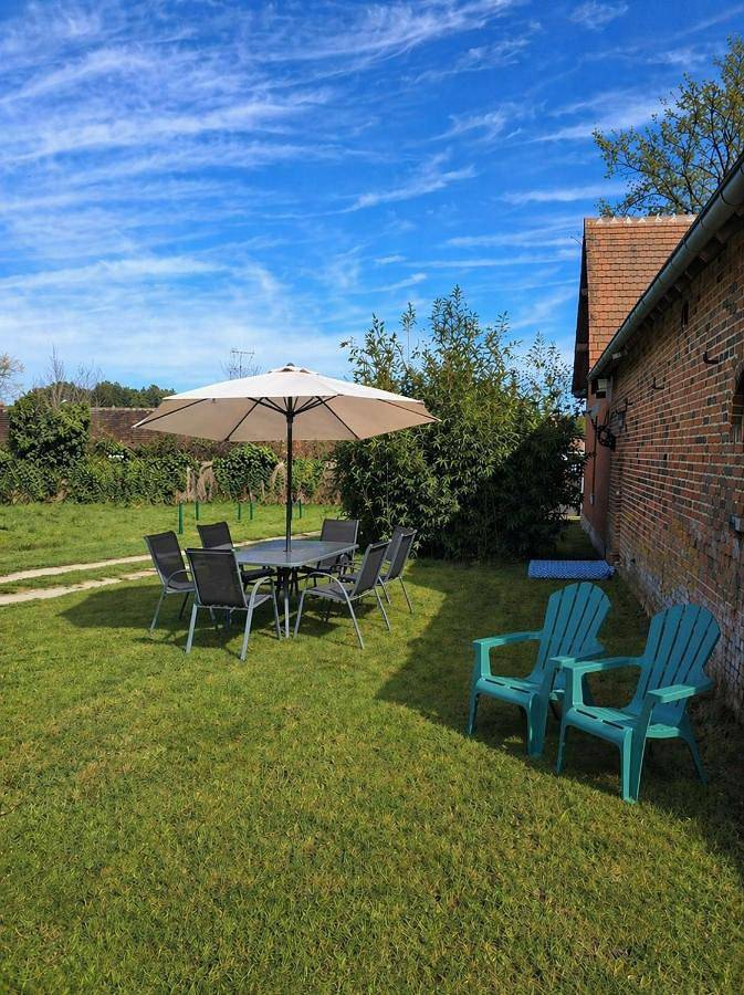 Location de vacances pour 5 personnes, avec jardin à Marcilly-en-Gault