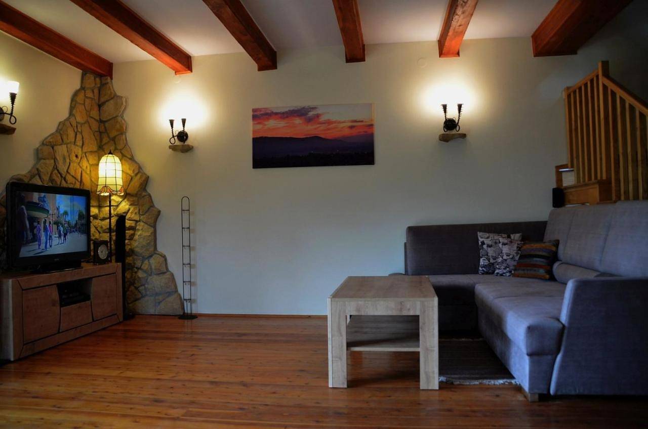Two-Bedroom House in Stryszawa, Karpaty (Polska)