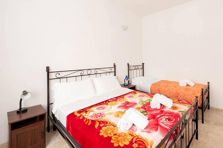 Apartamento entero, Spallanzani-San Camillo, apartment for 4 people in Roma, Provincia de Roma