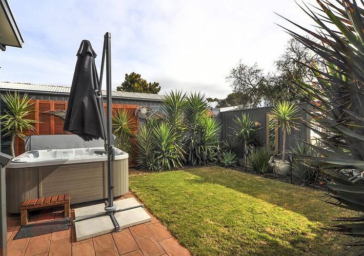 Location de vacances pour 2 personnes, avec jardin ainsi que jacuzzi et terrasse dans Australie - 4