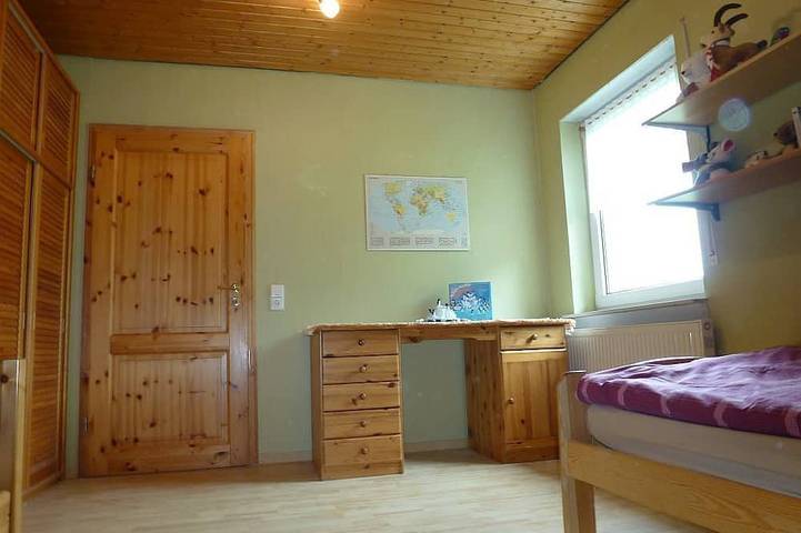 Appartement entier, Appartement mansardé confortable dans un style maison de campagne avec balcon et WiFi gratuit in Cond, Cochem