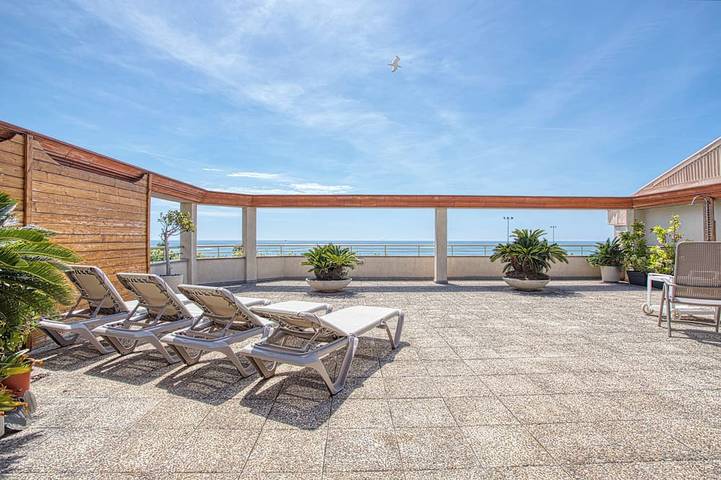 Holiday apartment for 6 people, with garden and balcony - 1