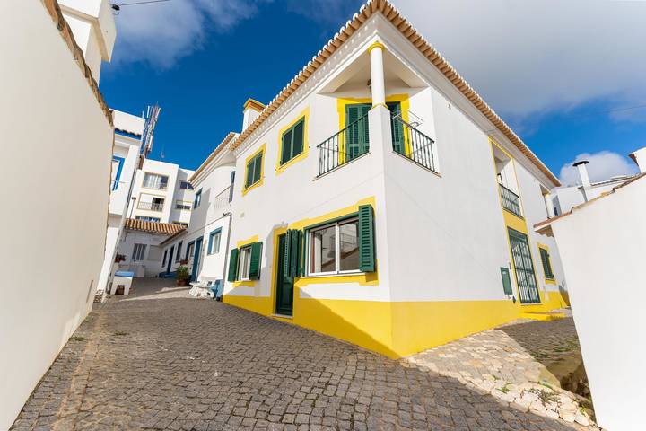 Ganze Wohnung, Villa som das Ondas I in Praia do Burgau, Budens