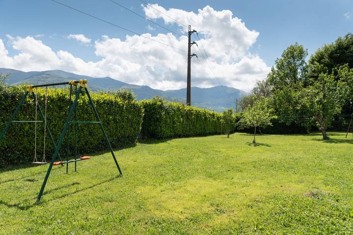 Appartement entier, Appartement 'Pibeste' – Cure thermale 21 jours, lave-linge, vue sur le Pibeste et Wi-Fi in Argelès-Gazost, Pyrénées
