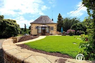 Gîte pour 6 personnes, avec terrasse et jardin à Noyal-Muzillac