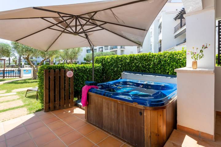 Ganze Wohnung, Ferienwohnung "Luxury Pool and Spa - Casa Coco" mit Pool, Whirlpool & Terrassen in Torre Pacheco, Costa Cálida