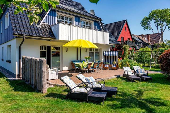 Ferienhaus für 10 Personen, mit Sauna und Ausblick sowie Garten in Prerow - 3