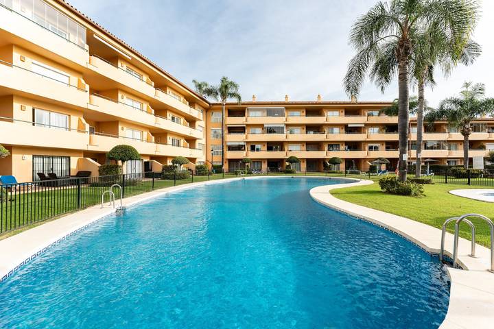 Ferienwohnung für 6 Personen, mit Garten und Kinderpool, mit Haustier in Marbella