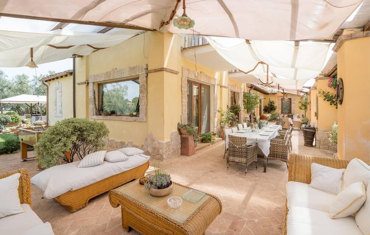 Appartamento moderno con WiFi, aria condizionata, parcheggio, terrazza e cucina in Canino, Provincia di Viterbo