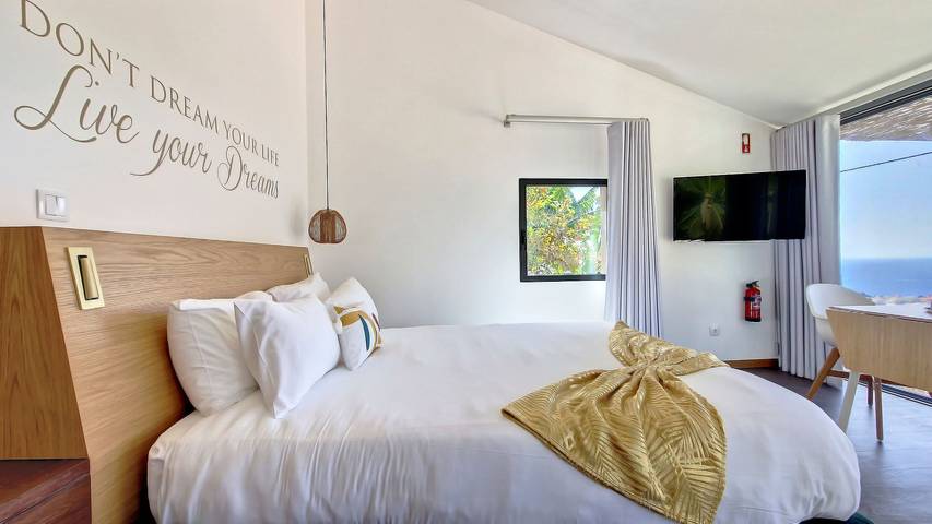 Ferienhaus für 2 Personen mit Balkon in Pináculo, Ribeira Brava