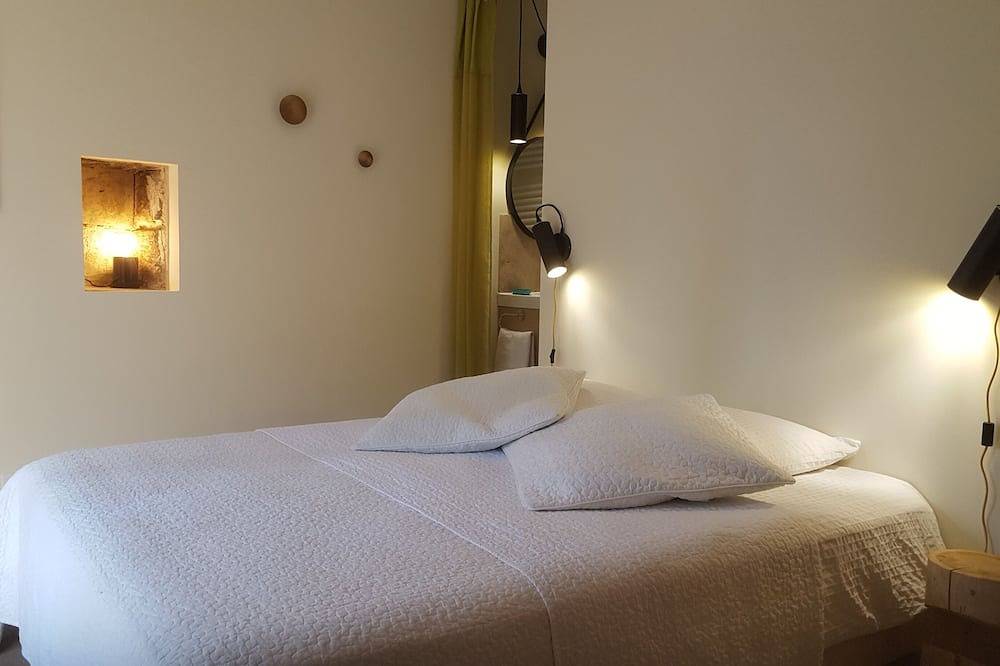 Maison du Sonneur, centre historique d'Uzès. Maison individuelle, cour privative in Uzès, Région de Nîmes