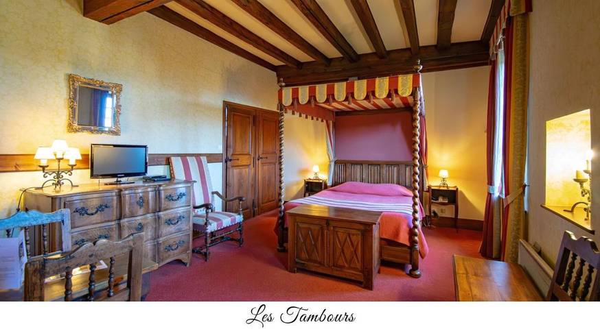 Hôtel pour 2 personnes, avec jardin ainsi que vue et terrasse à Pérouges - 3