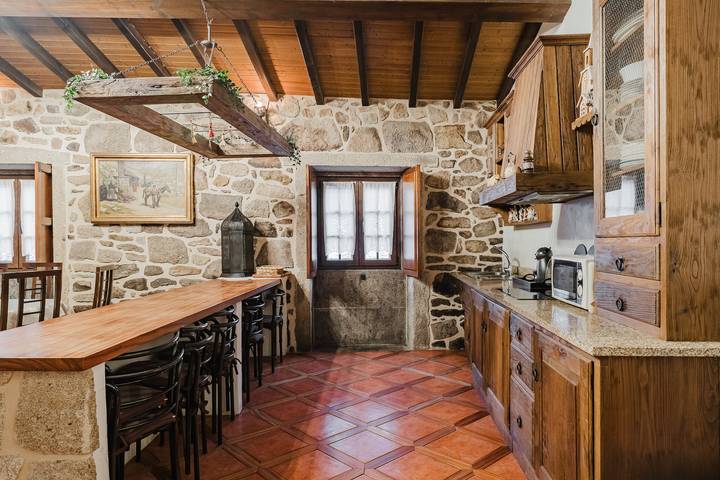 Location de vacances pour 12 personnes, avec balcon dans Gerês - 4