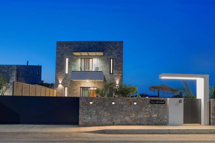 Location de vacances pour 4 personnes, avec terrasse ainsi que jardin et piscine dans Malia - 3