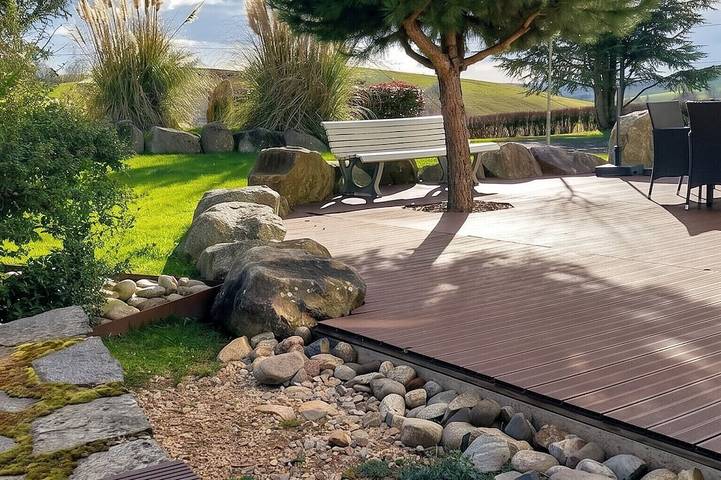 Maison de vacances pour 14 personnes, avec Terrasse et Jardin dans Montsalvy