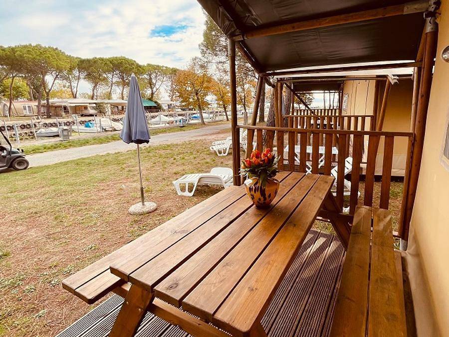 Camping Punta Navaccia  - Tente 4 personnes - Safari Lodge in Tuoro sul Trasimeno, Lac Trasimène