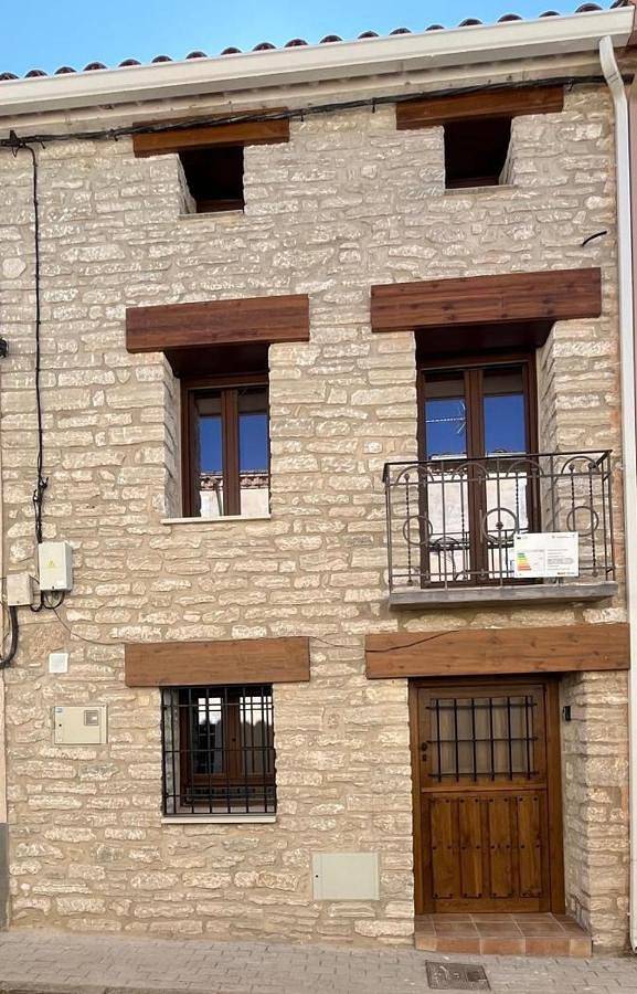 Casa de vacaciones para 8 personas, con jardín y jacuzzi - 1