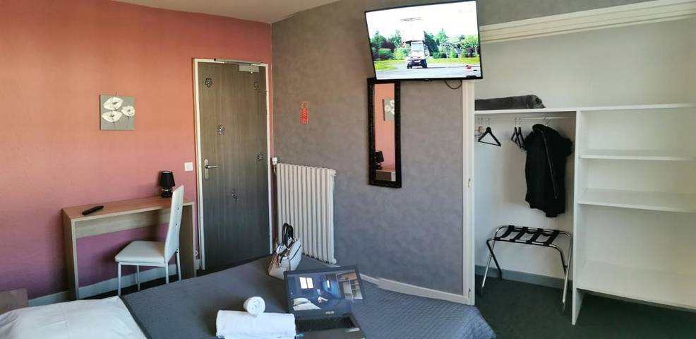 Hôtel pour 2 personnes, avec terrasse et jardin à Les Ancizes-Comps - 3