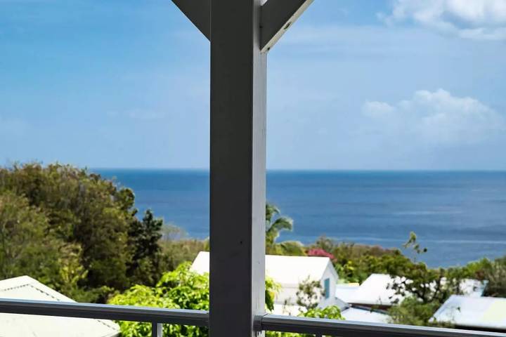 Location de vacances pour 14 personnes, avec vue et jardin à Deshaies - 4