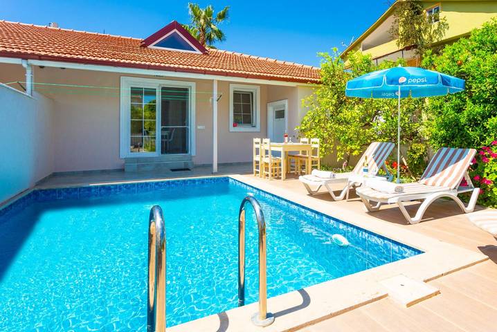 Villa für 4 Personen, mit Garten - 1