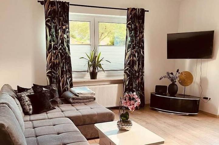 Ferienwohnung für 2 Personen, mit Balkon und Garten