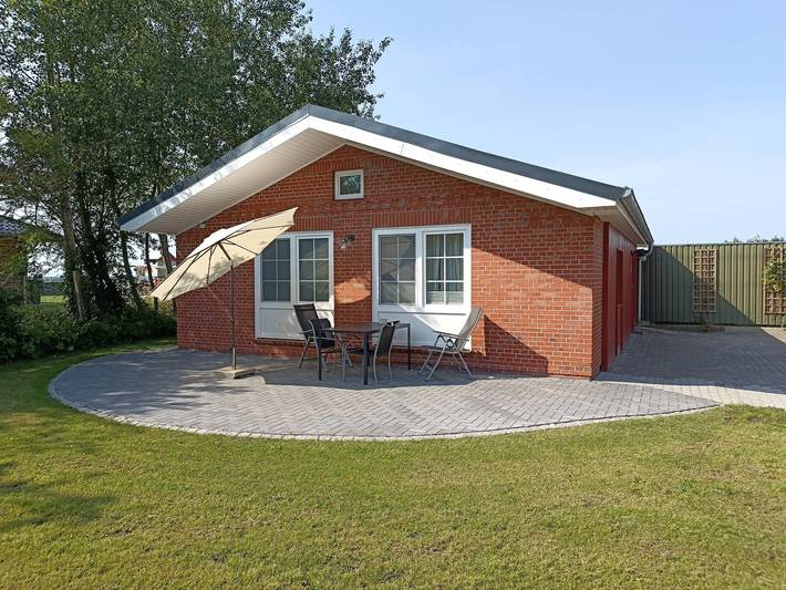 Ferienhaus für 3 Personen, mit Terrasse und Garten in Bohmstedt